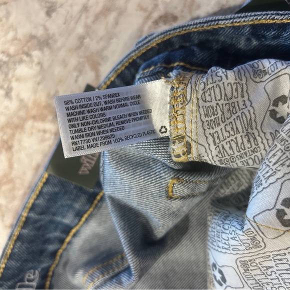 NWT Wild Fable High Rise Girlfriend Jeans Size 10 - Picture 7 of 10